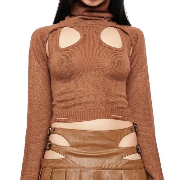 Darker Wavs Knit Cutout Turtleneck Sweater - Picture 7 of 8